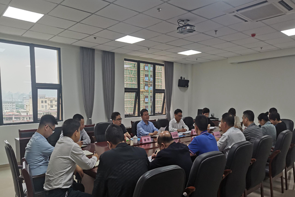 中小擔保領導赴賀州、梧州調研