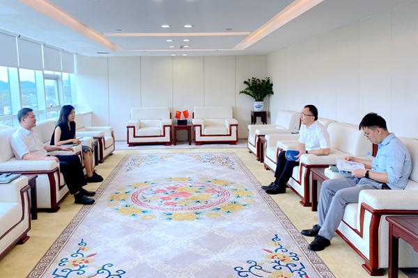 中小擔(dān)保與進(jìn)出口銀行廣西分行、郵儲(chǔ)銀行廣西區(qū)分行洽談業(yè)務(wù)合作